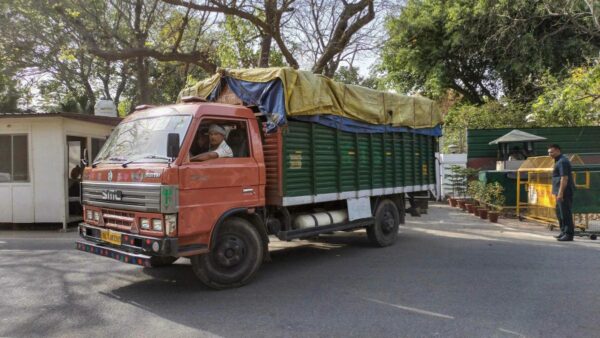 Rahul Gandhi To Vacate Official Bungalow Today, Belongings Shifted To Mother Sonia Gandhi’s House