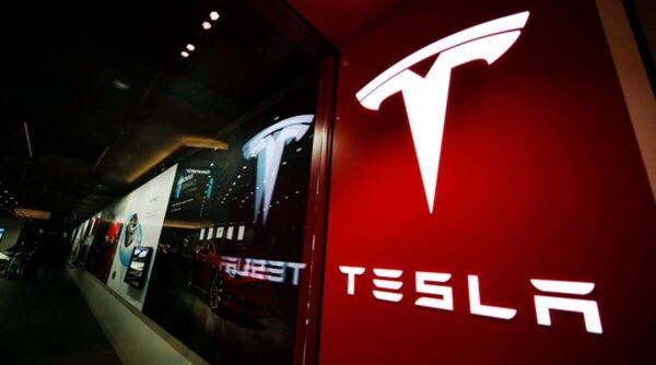 State Governors Extend Invitations ta Elon Musk fo' Tesla Factory Establishments